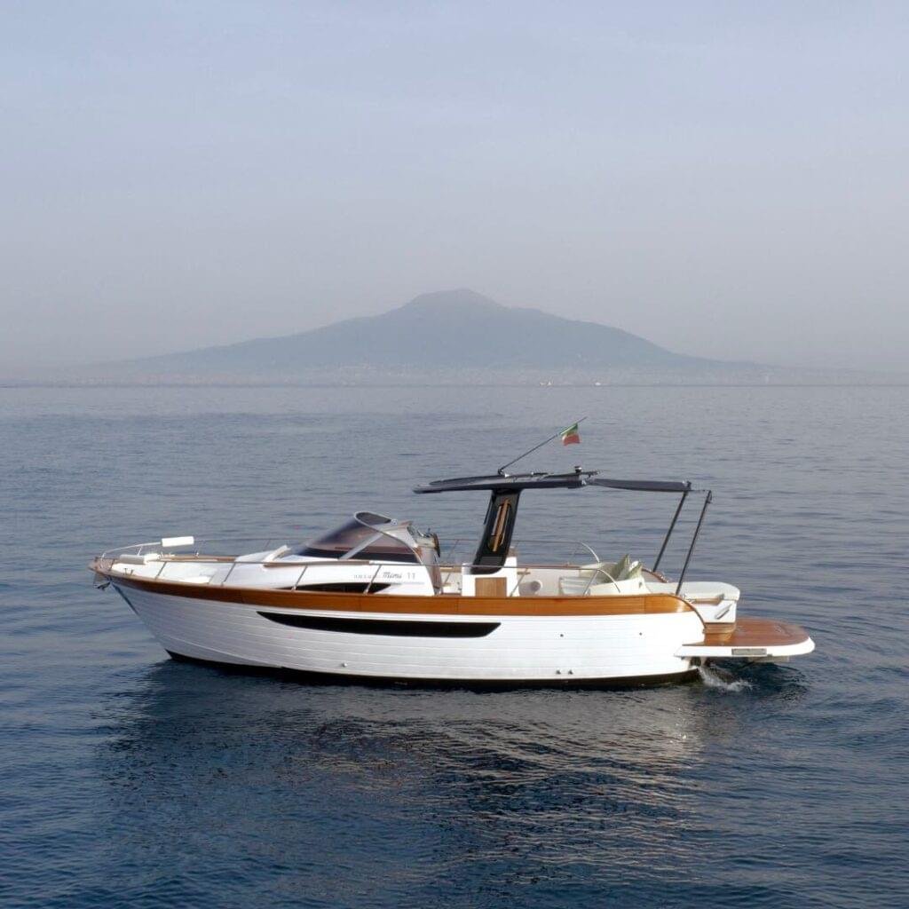 Mimì 11 Boat For Charter in Amalfi