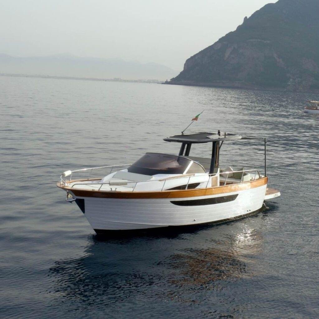 Mimì 11 Boat For Charter in Sorrento
